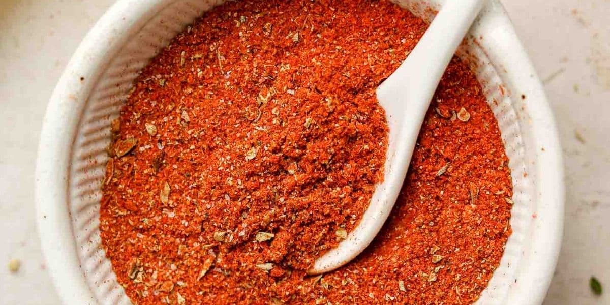 ادویه تاکو مکزیکی چیست و در چه غذاهایی استفاده میشود؟ ترکیبات و طرز تهیه 11 ادویه تاکو مکزیکی چیست