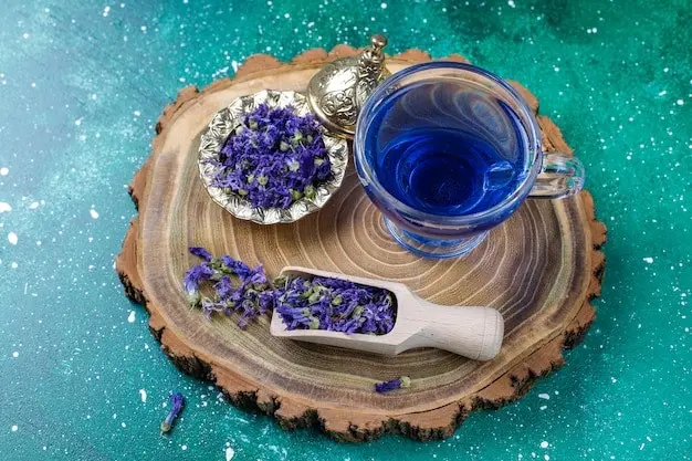 طرز تهیه دمنوش گل بنفشه برای سرماخوردگی + نحوه مصرف