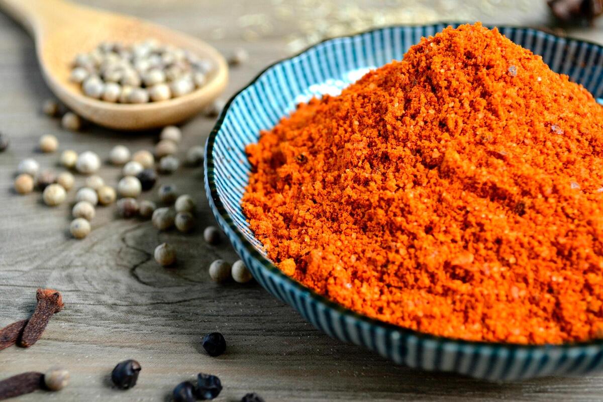 ادویه طعم دهنده مرغ