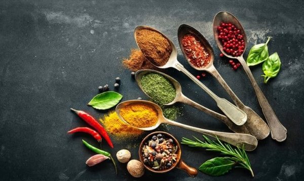 ادویه هفت قلم برای چه غذاهایی استفاده میشود