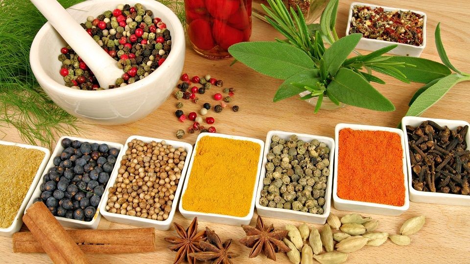 فرق ادویه کاری با ادویه خورشتی